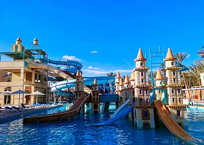 Fantastic With Private And Aqua Park 酒店 洪加達
